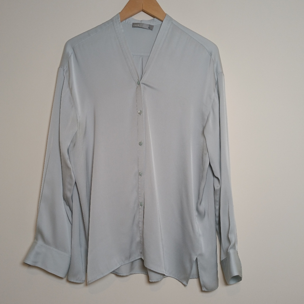 NWT Vince Tapunto Stretch Silk Stretch V-Neck Long Sleeve Blouse Blue Ice